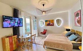 Luxury Panda Apartment In Old Town